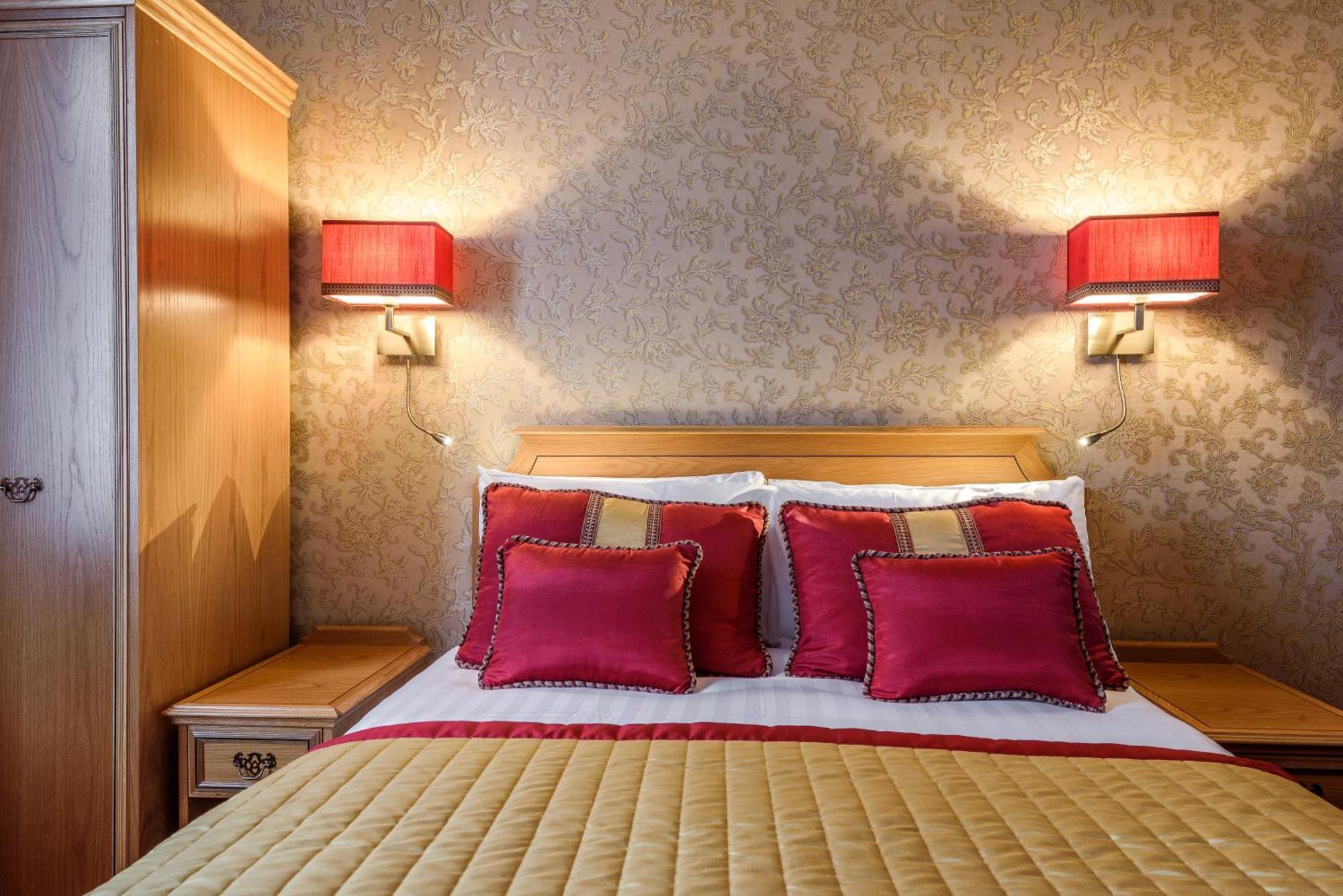 Classic Double Room,984553063:JPEG